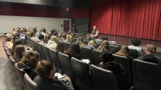 Bearcat alumnus, family medicine specialist shares wisdom with students