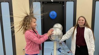 Bearcat science students volunteer at elementary school STEM nights