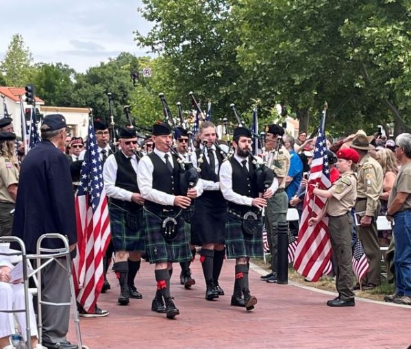 Central Coast Pipers enter Faces of Freedom