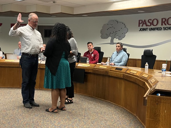 Kenny Enney sworn in as PRJUSD Trustee