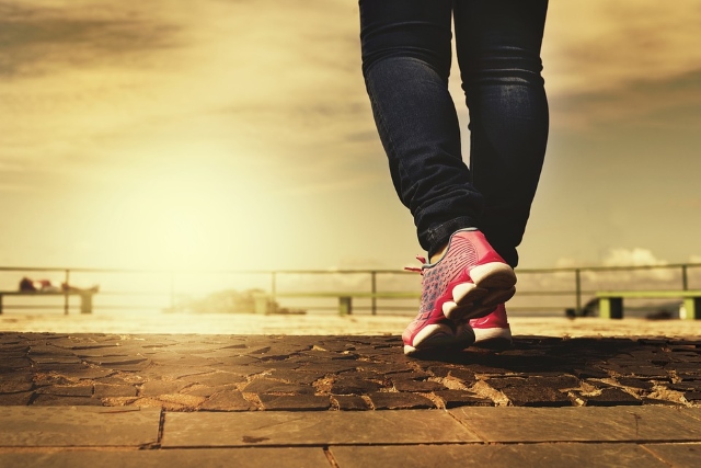 walking stock img