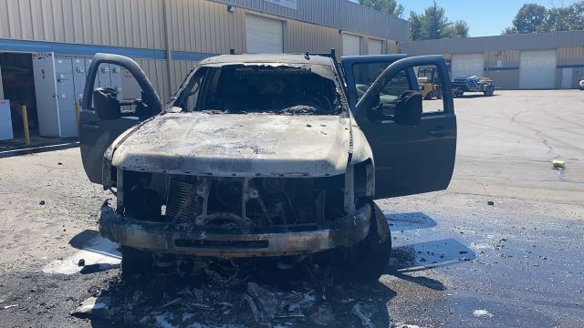 Crews extinguish vehicle fire