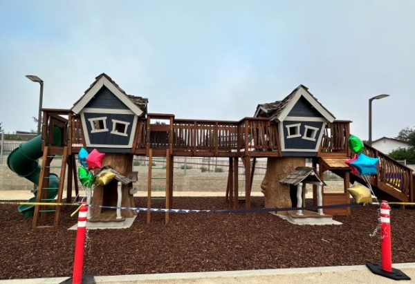Almond Acres holds ribbon cutting for new playground