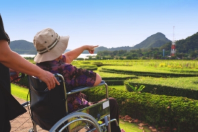 Hospice program seeks volunteers to provide in-home care to patients