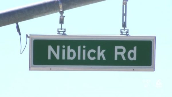 niblick road sign