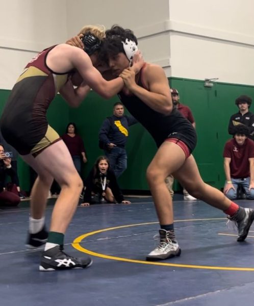 Wrestling team scores highest of all teams at tournament in Santa Cruz
