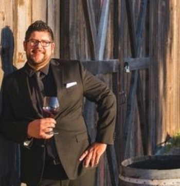 Lannon Rust hotel slo manager