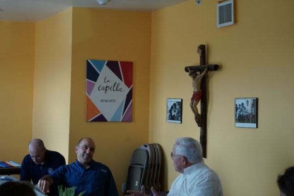 Rep. Panetta speaks with a local nonprofit assisting migrants