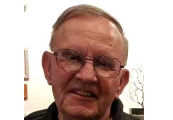 Obituary of Robert Earle Obituary, 85