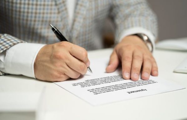 Column: Are wills needed in a community property state?