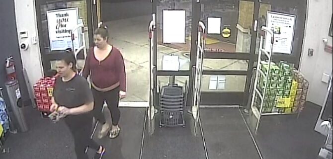 Authorities seek help identifying Walgreens theft suspects