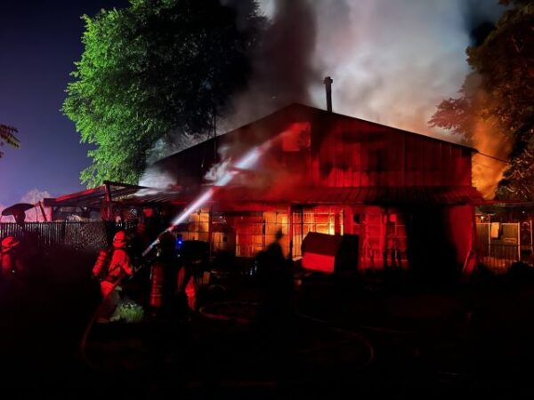 Commercial structure fire contained in Paso Robles