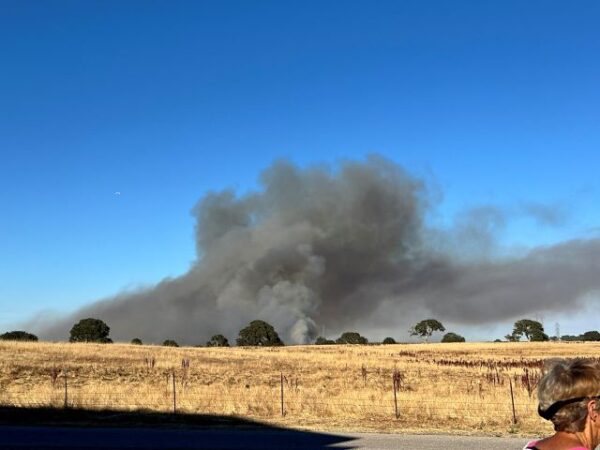 fire east of paso