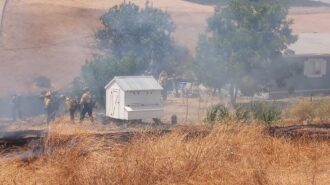 Firefighters contain 11-acre wildfire in San Miguel