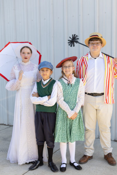 Paso Robles kids take stage in "Mary Poppins Jr." show