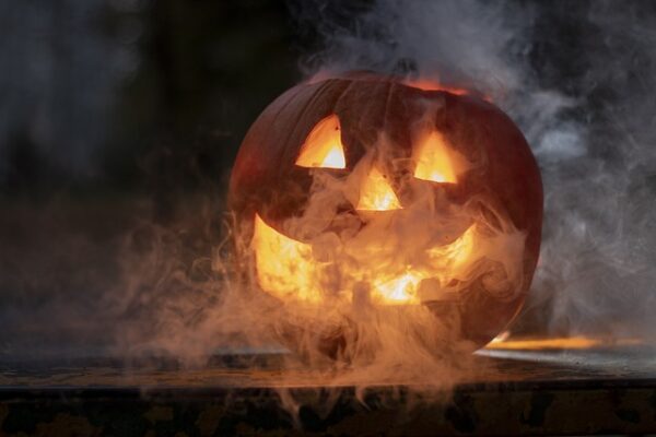 Templeton businesses host trick-or-treat event on Main Street