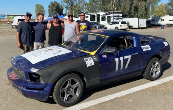 Breadin’ Bros racing takes home Organizer’s Choice award at LeMons
