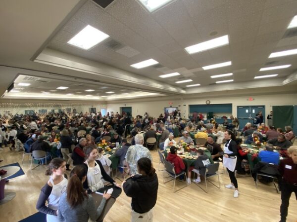 Thanksgiving in Paso Robles serves 1,500 meals to community