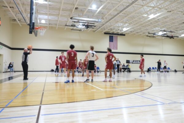 Bearcats crush Grizzlies