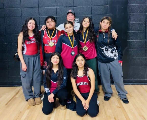 Paso Robles wrestling teams shine at tournaments, earn top honors