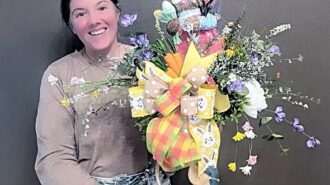 Create a spring centerpiece at Paso Robles' Centennial Park