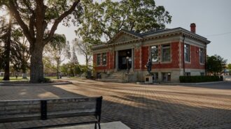 Travel Paso awards scholarships to eight local high school seniors