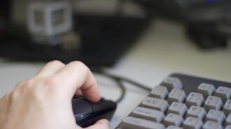 Library offering Internet Searching Basics class