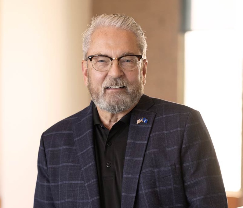 U.S. Air Force officer, former Cal Poly vice president announces mayoral candidacy