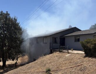 Firefighters help resident, dog escape Paso Robles duplex fire